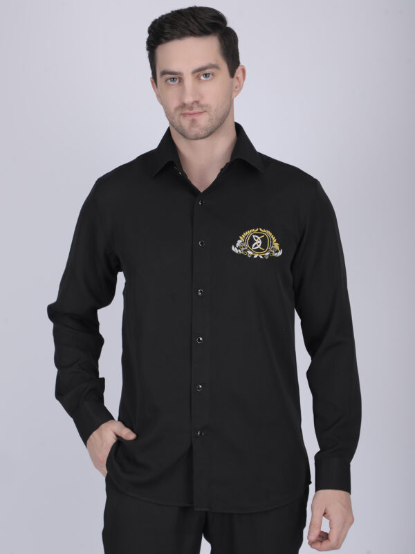 Multi-color Embroidered Standard Collar Shirt