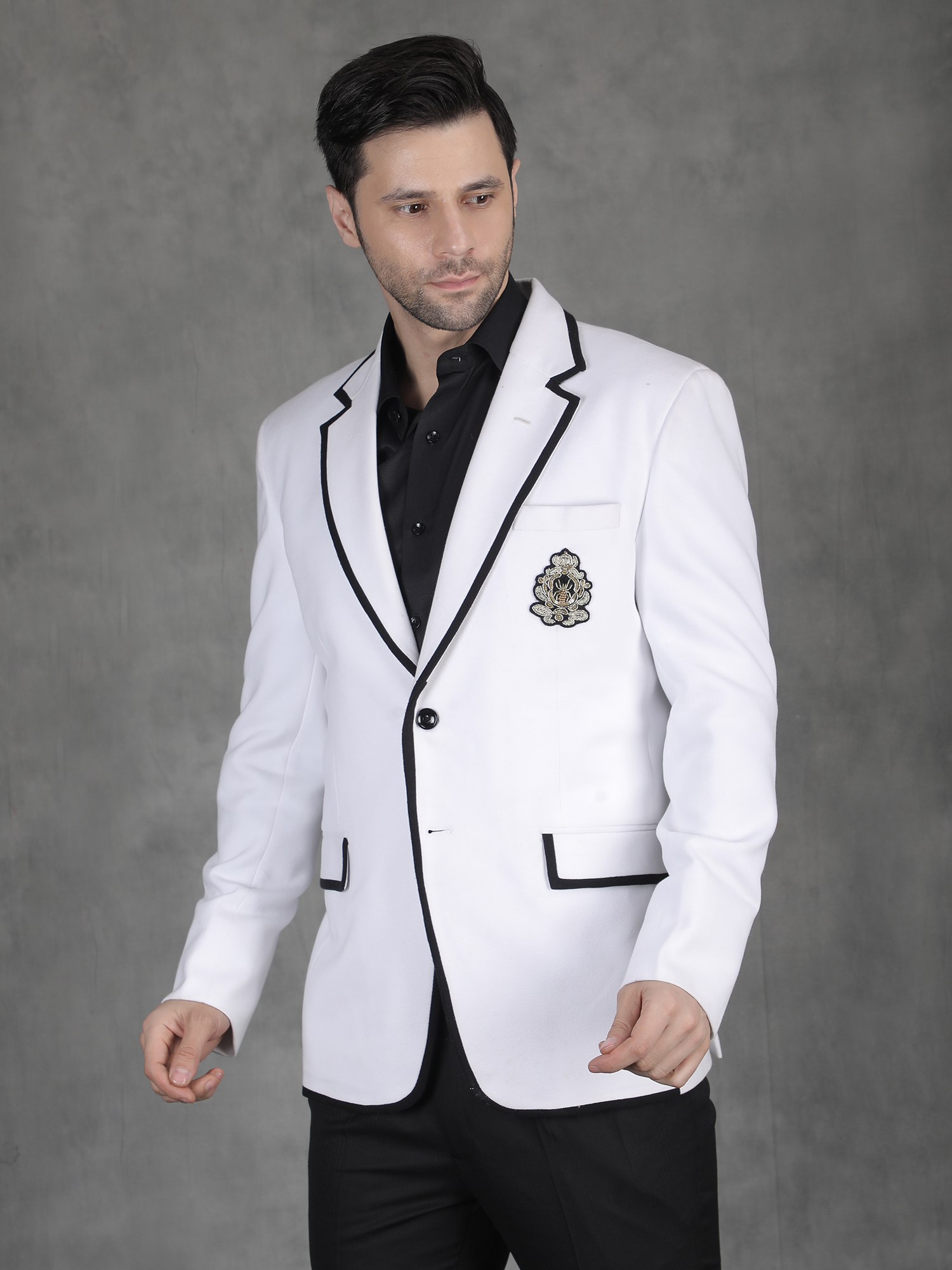 White Knitted Embroidery Blazer for Reception - Image 4