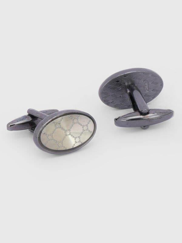 Silver oval cufflinks for formal shirts by Deshi Coast